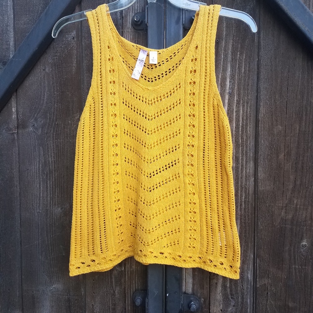 3/$25 Alya Crotchet Top Size S